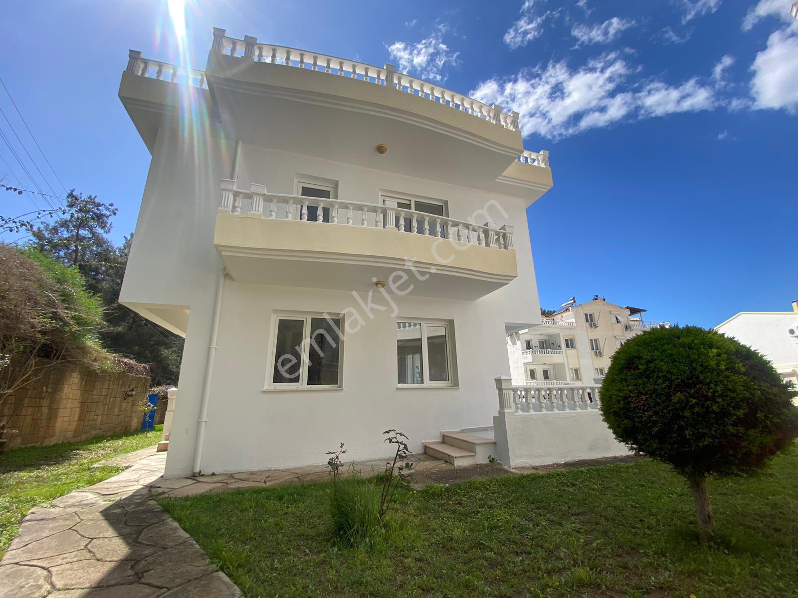 İzmir Özdere'de Havuzlu Site İçinde Satılık Villa - Görsel 30