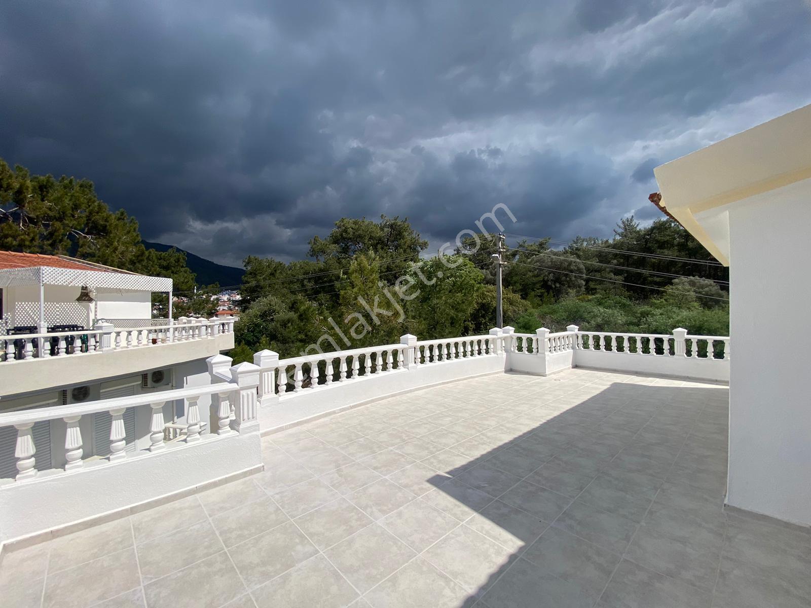 İzmir Özdere'de Havuzlu Site İçinde Satılık Villa - Görsel 27