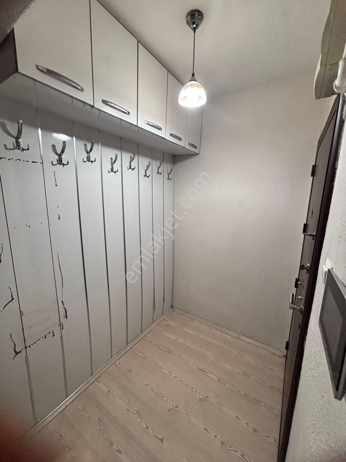 Kütahya Merkezde Kiralık Aileye 3+1 Geniş - Görsel 9