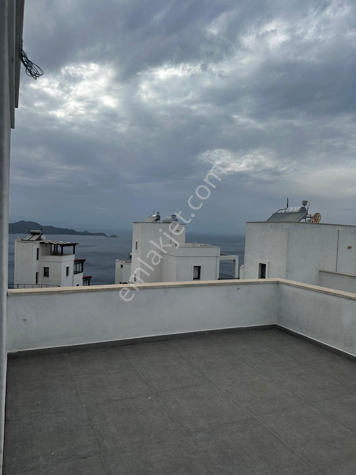 Gündoğan Kızılburun Deniz Manzaralı Bahçe Kullanımlı Ortak Havuzlu Sitede Bakımlı Villa - Görsel 15