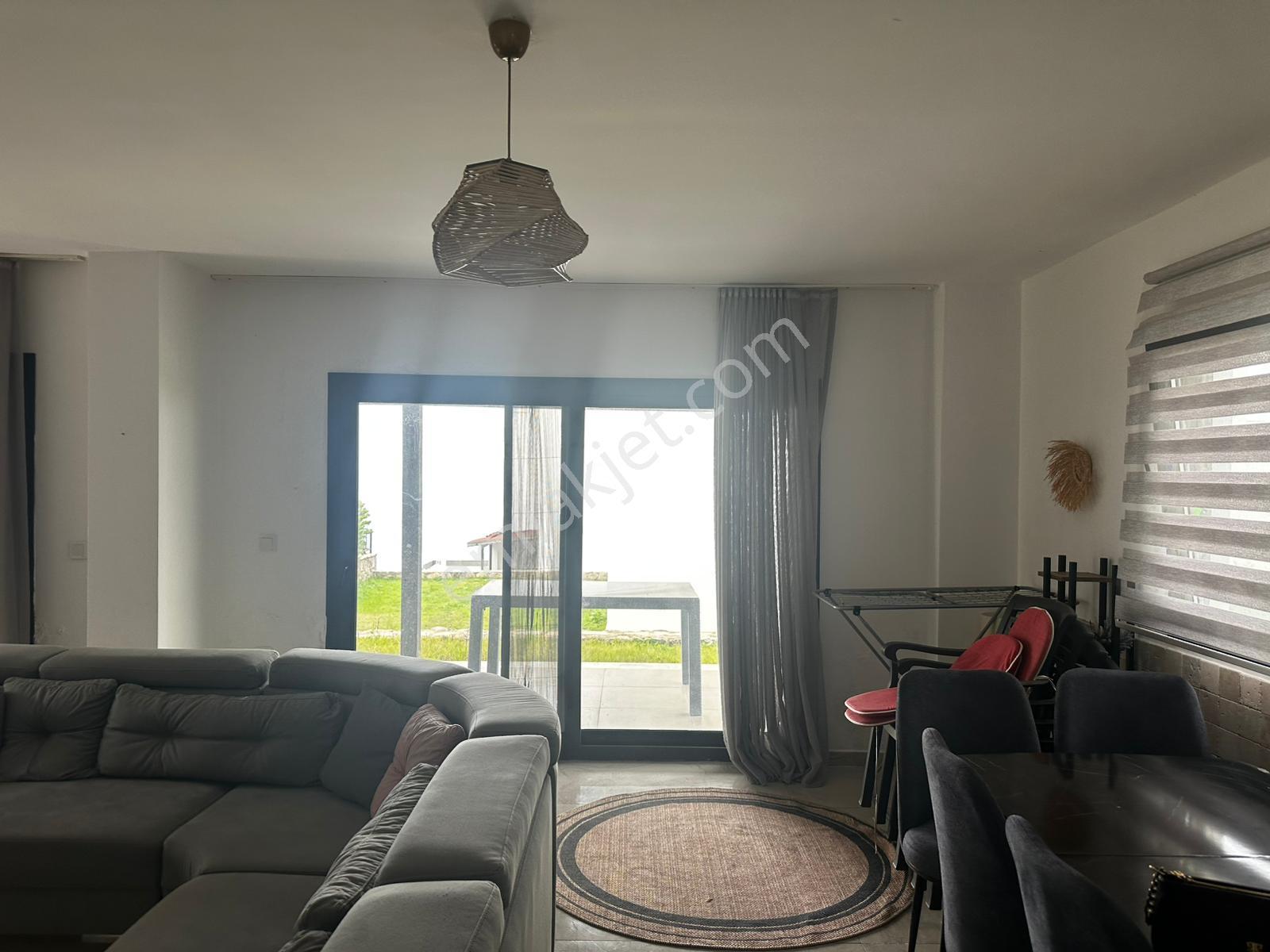 Gündoğan Kızılburun Deniz Manzaralı Bahçe Kullanımlı Ortak Havuzlu Sitede Bakımlı Villa - Görsel 26