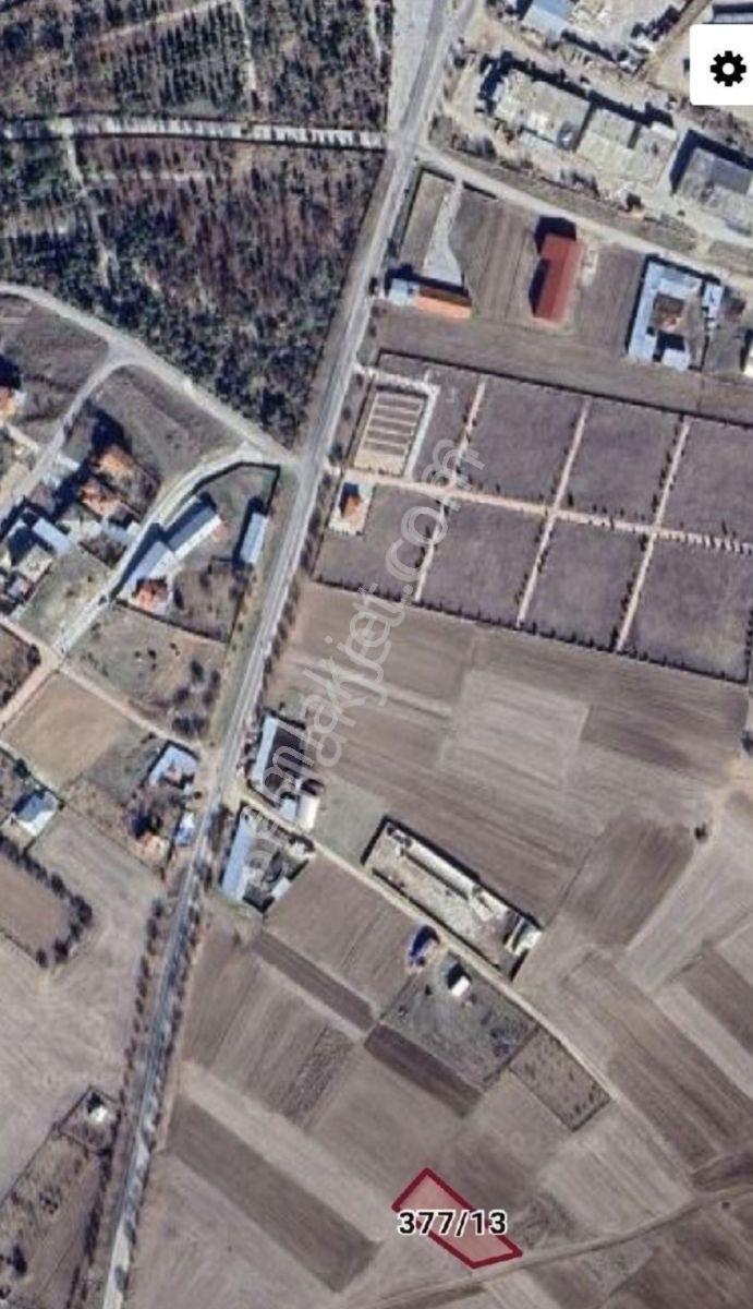 Akören Merkez Hacılarda Satılık 1048 M2 İmar Dibi Tarla - Görsel 10