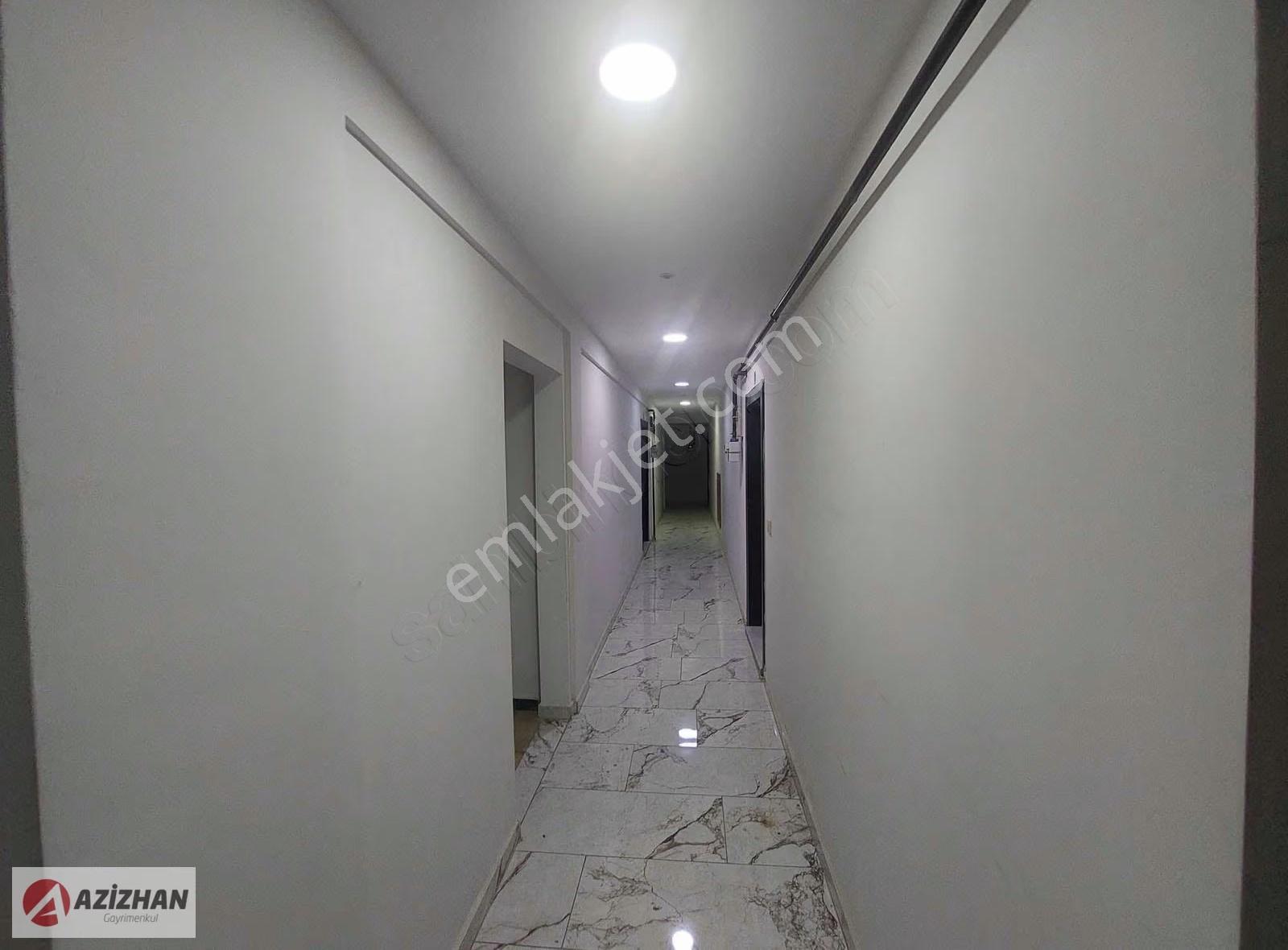 Azizhandan Tramvaya Ve Şafak Caddesine Yakın Kiralık 2+1 Daire - Görsel 4
