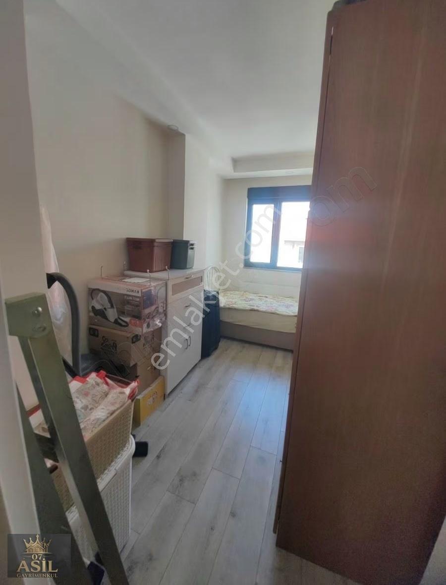 Hüsnükarakaşta Sıfır 2+1 Genis Guzel Manzarali Önü Açık Daire - Görsel 12