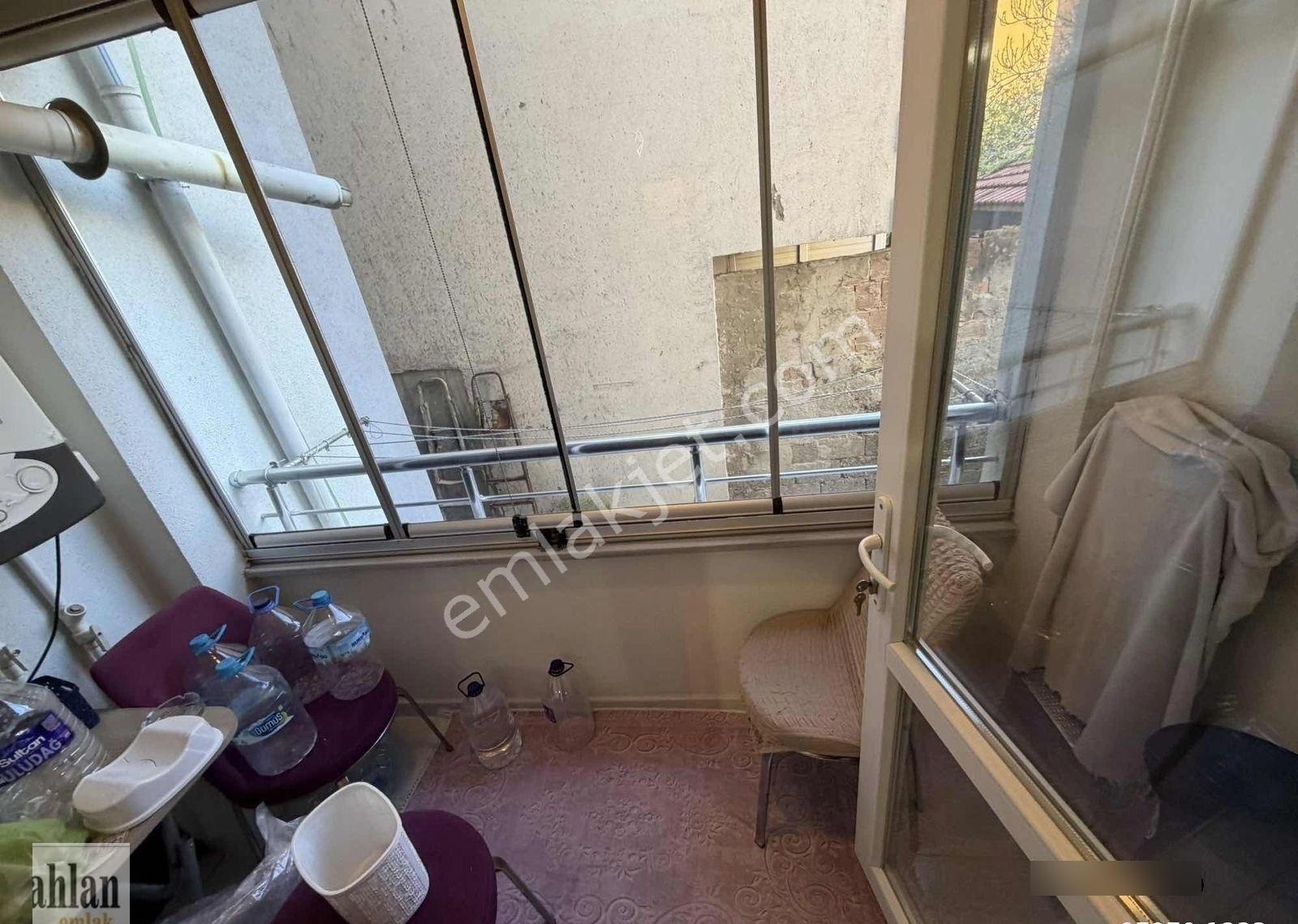 Şahlan Emlaktan Kiralık 1+1 Daire - Görsel 8