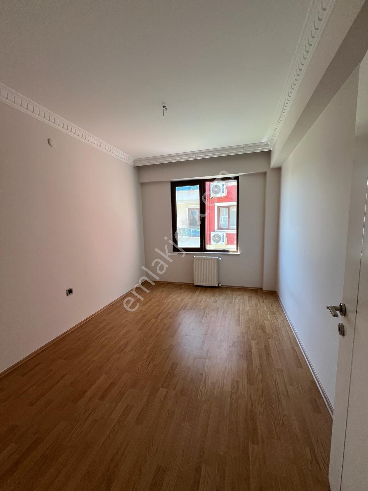 Afyon Özsu Emlak'tan Uydukent Te Kiralık Lüks 4+1 Daire - Görsel 22