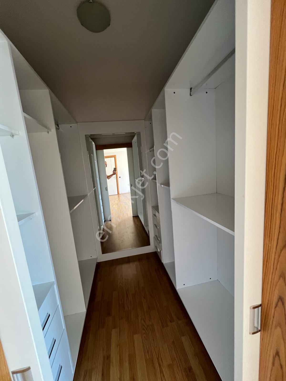 Afyon Özsu Emlak'tan Uydukent Te Kiralık Lüks 4+1 Daire - Görsel 6