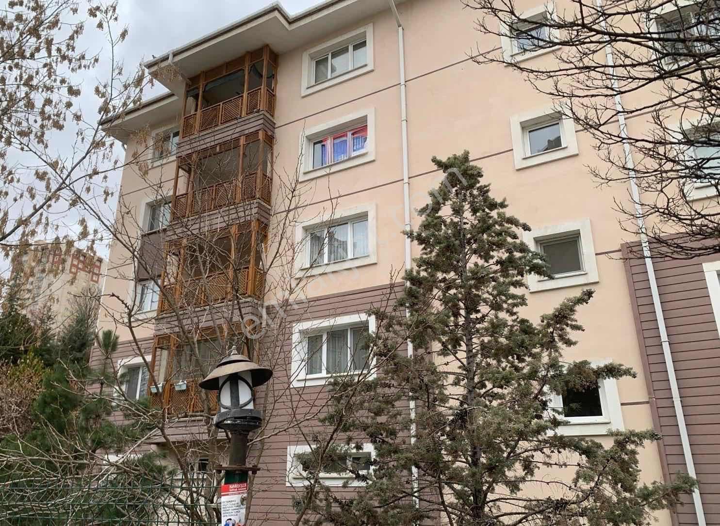 Turkuaz Merkezde Kiralık 3+1 Daire - Görsel 4