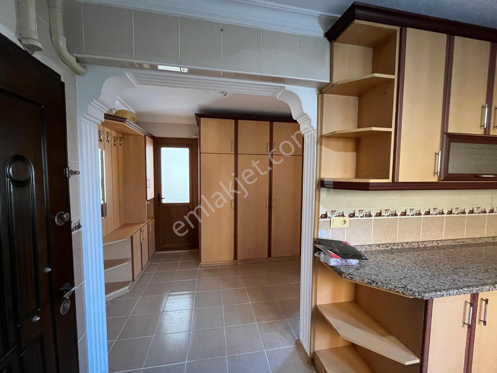 Yeşilova Mah. Doğalgazlı, Bakımlı Kiralık 2+1 - Görsel 11