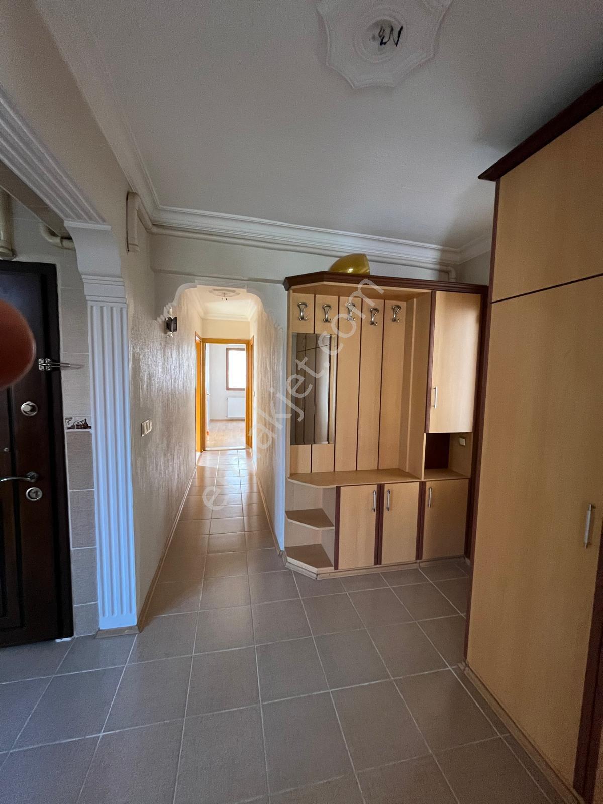 Yeşilova Mah. Doğalgazlı, Bakımlı Kiralık 2+1 - Görsel 14