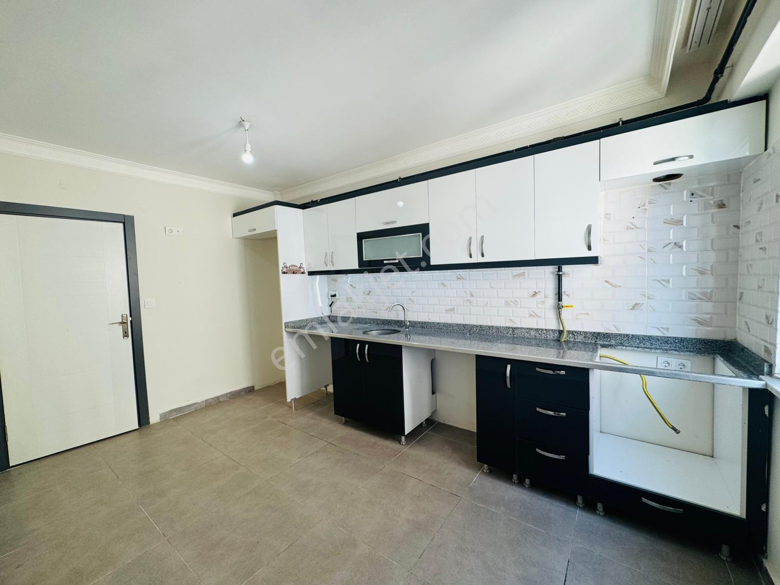 Merpa Emlak'tan Kapaklı'da Site İçerisinde/ Kiralık Öncephe 2+1 - Görsel 13