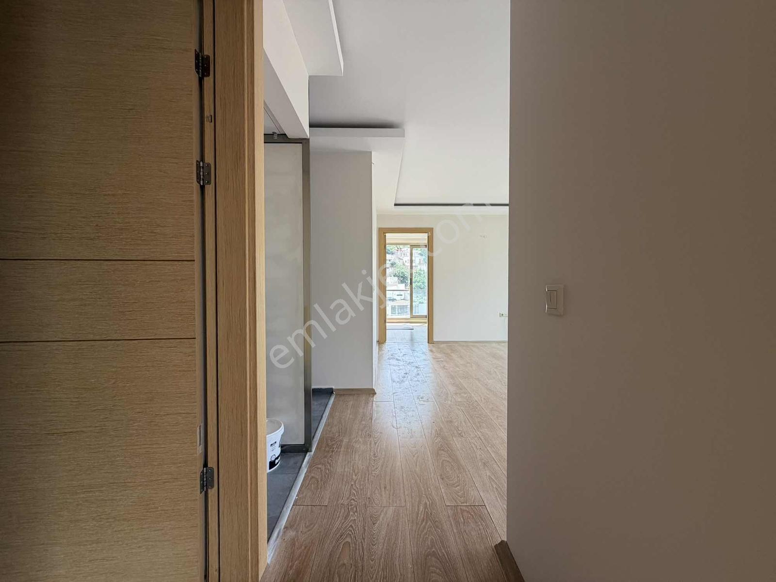 Narlıdere Ilıca'da Kiralık 2+1 Otoparklı Jeotermalli Açık Mutfak - Görsel 19