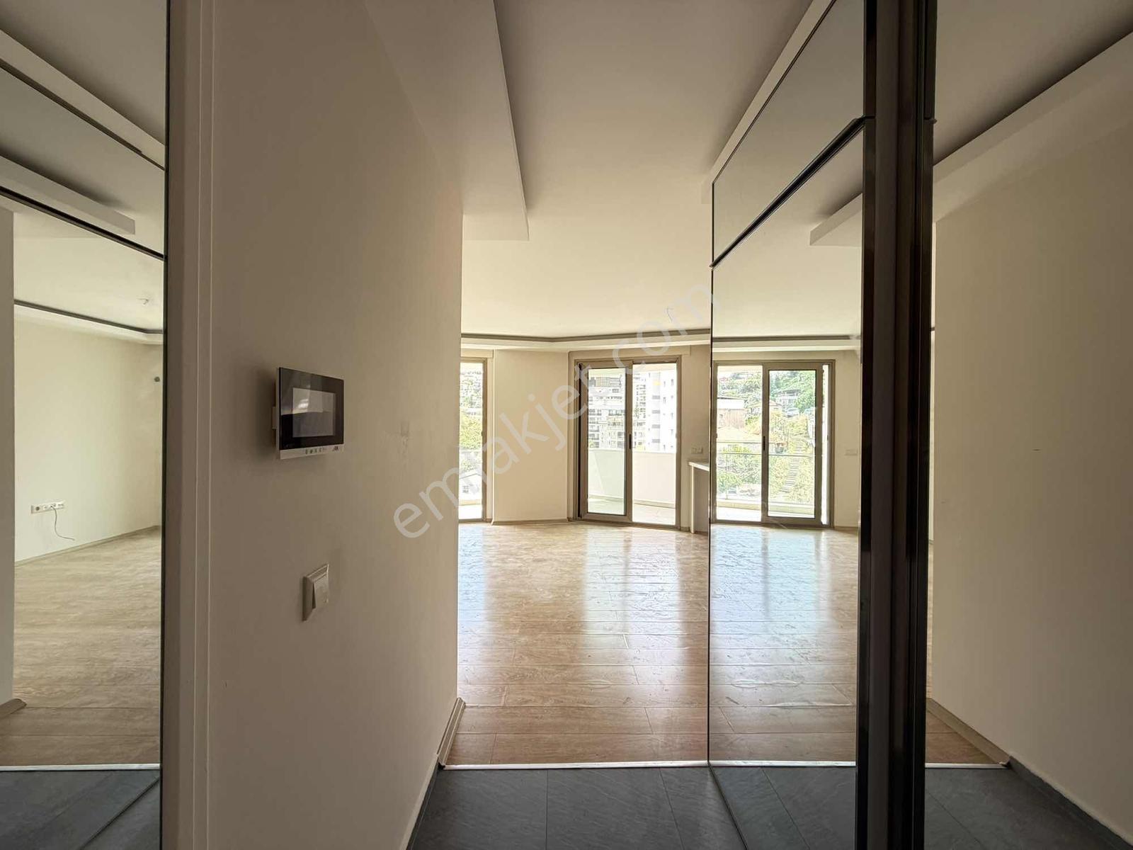 Narlıdere Ilıca'da Kiralık 2+1 Otoparklı Jeotermalli Açık Mutfak - Görsel 4