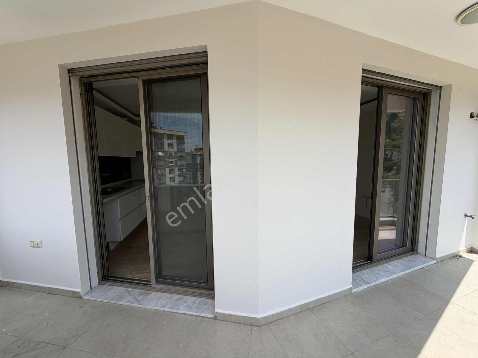 Narlıdere Ilıca'da Kiralık 2+1 Otoparklı Jeotermalli Açık Mutfak - Görsel 2