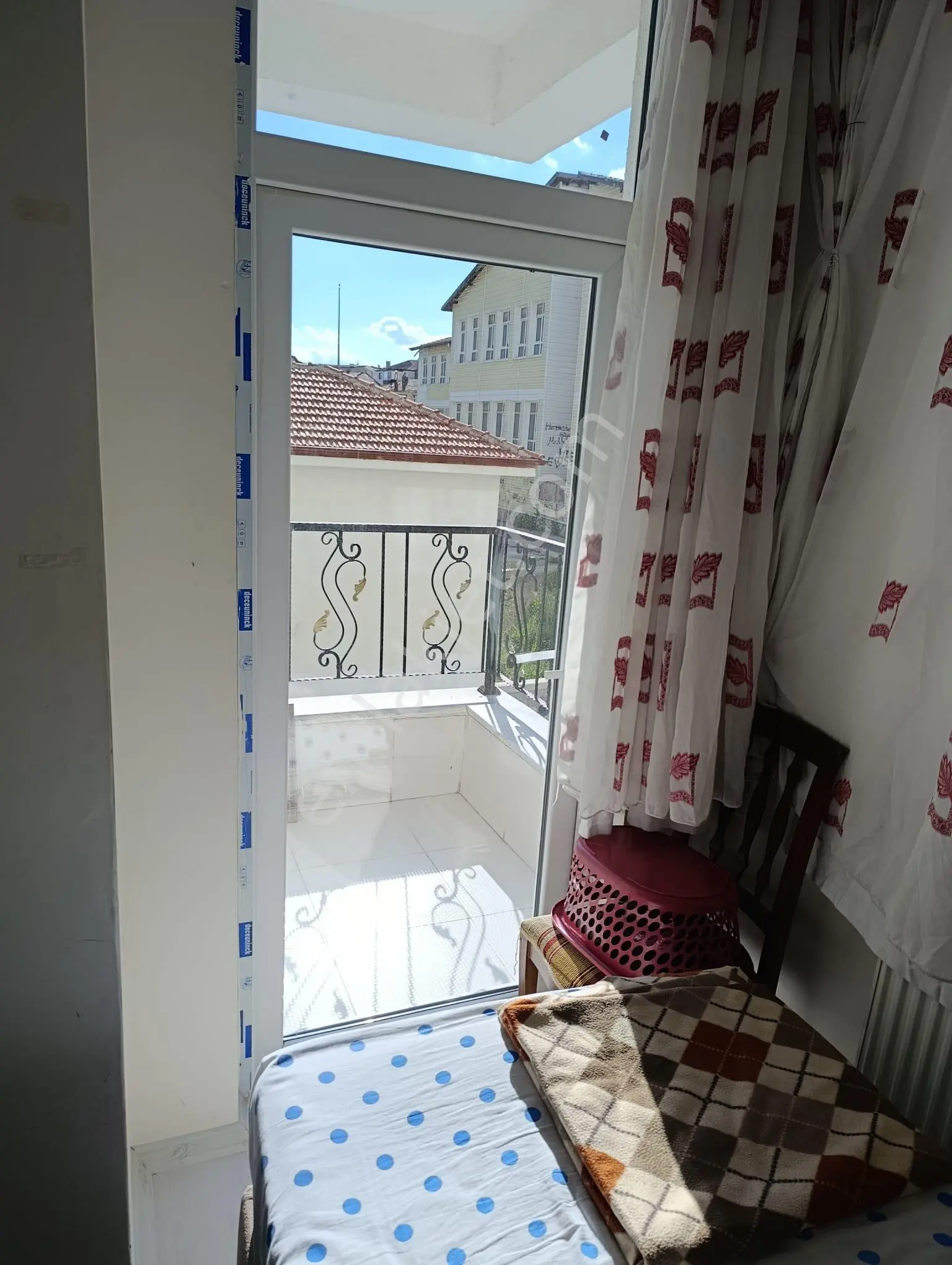 Ars Emlak Dan Çarşamba Kapalı Pazarı Dibinde Ara Kat Kiralık 1+1 Daire - Görsel 5