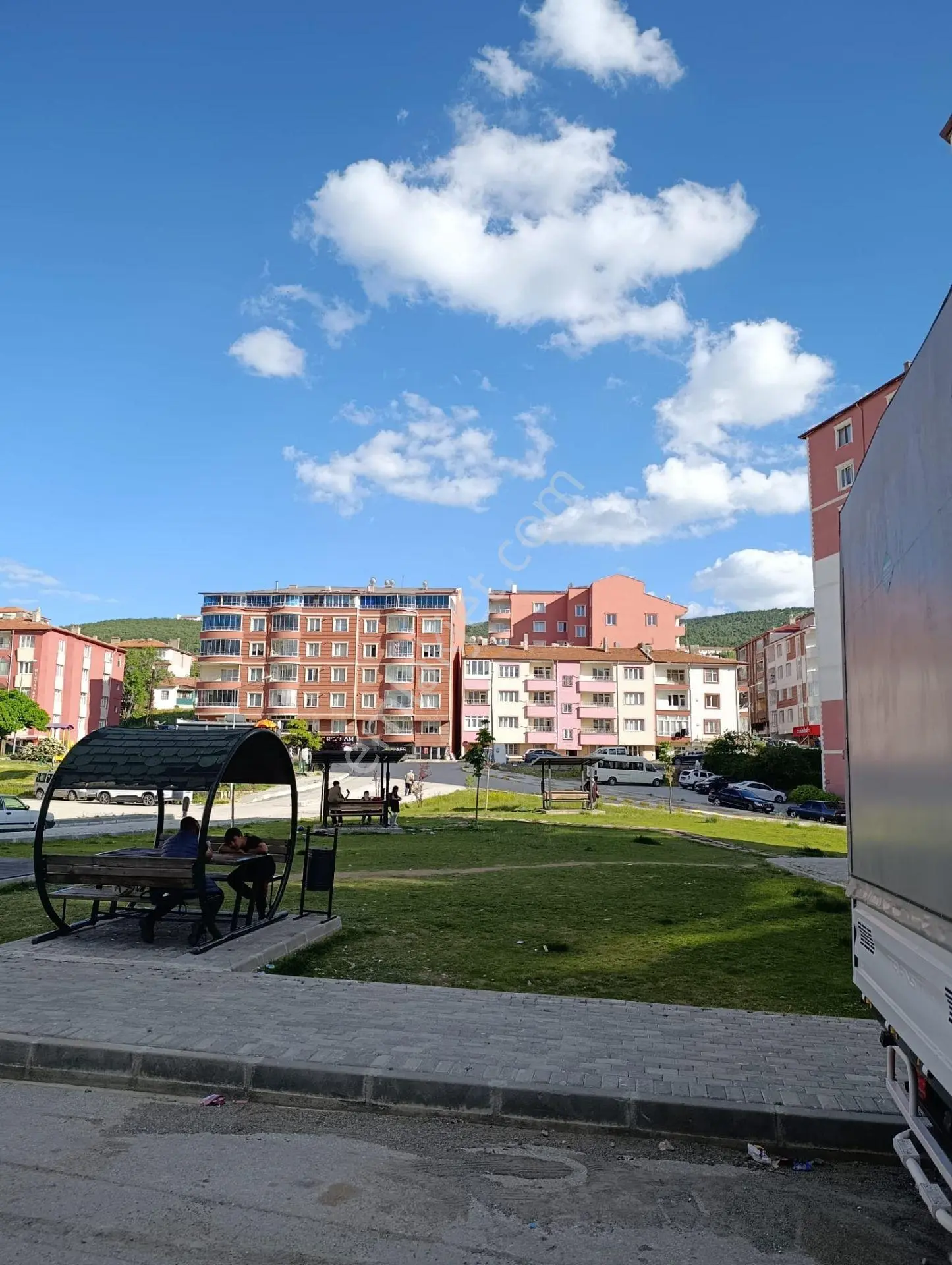 Ars Emlak Dan Çarşamba Kapalı Pazarı Dibinde Ara Kat Kiralık 1+1 Daire - Görsel 3