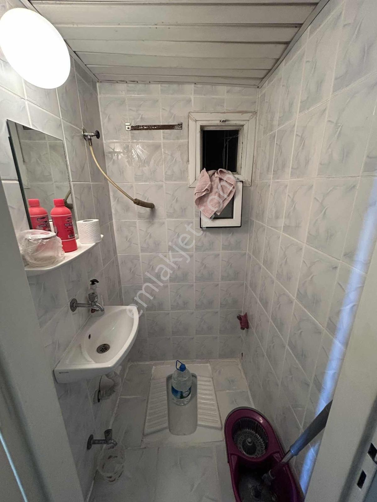 Cadde Üzeri Site İçi Güvenlikli Otoparklı 3+1 Boyalı Geniş Daire - Görsel 22