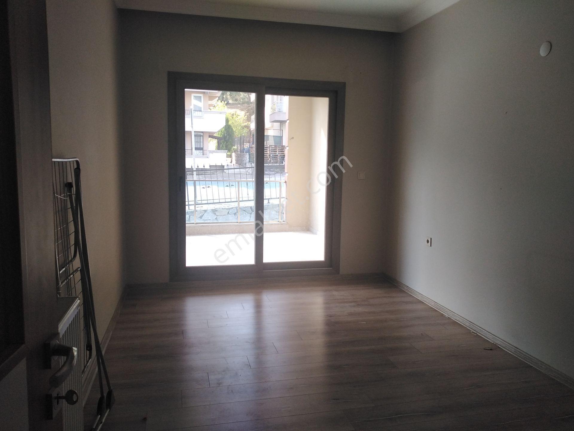 Muğla Milas Ataşehir Rezitans Ta 3+1 Kiralık Daire Suat Yaşar Emlaktan - Görsel 9