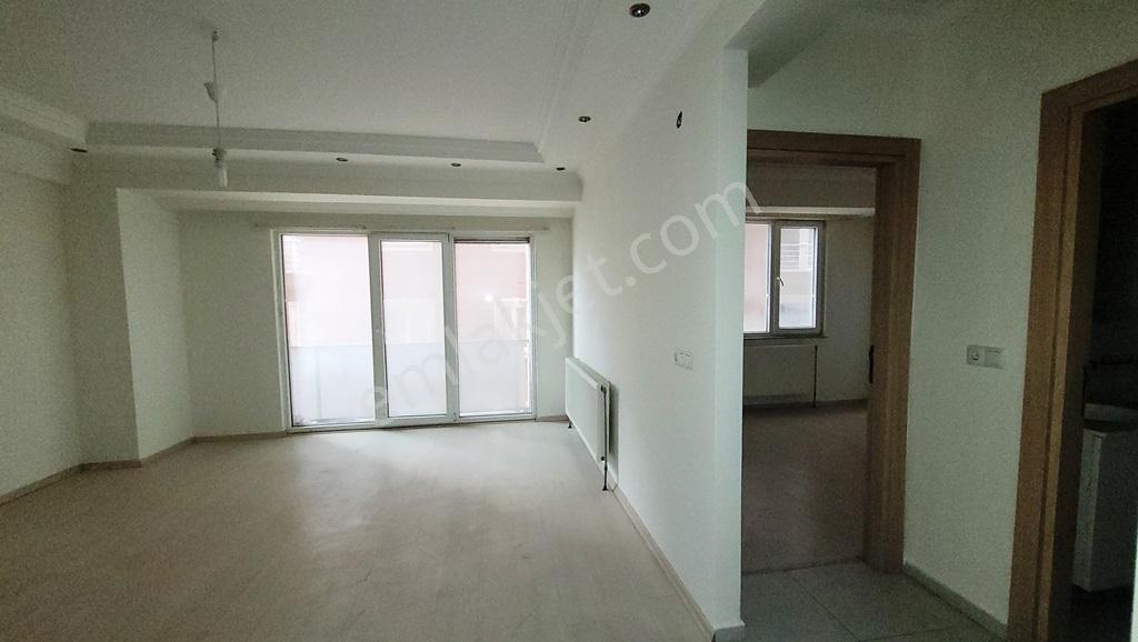 Beylikdüzü Cumhuriyet Kent Palas 2 Sitesi Satılık 1+1 Daire - Görsel 14