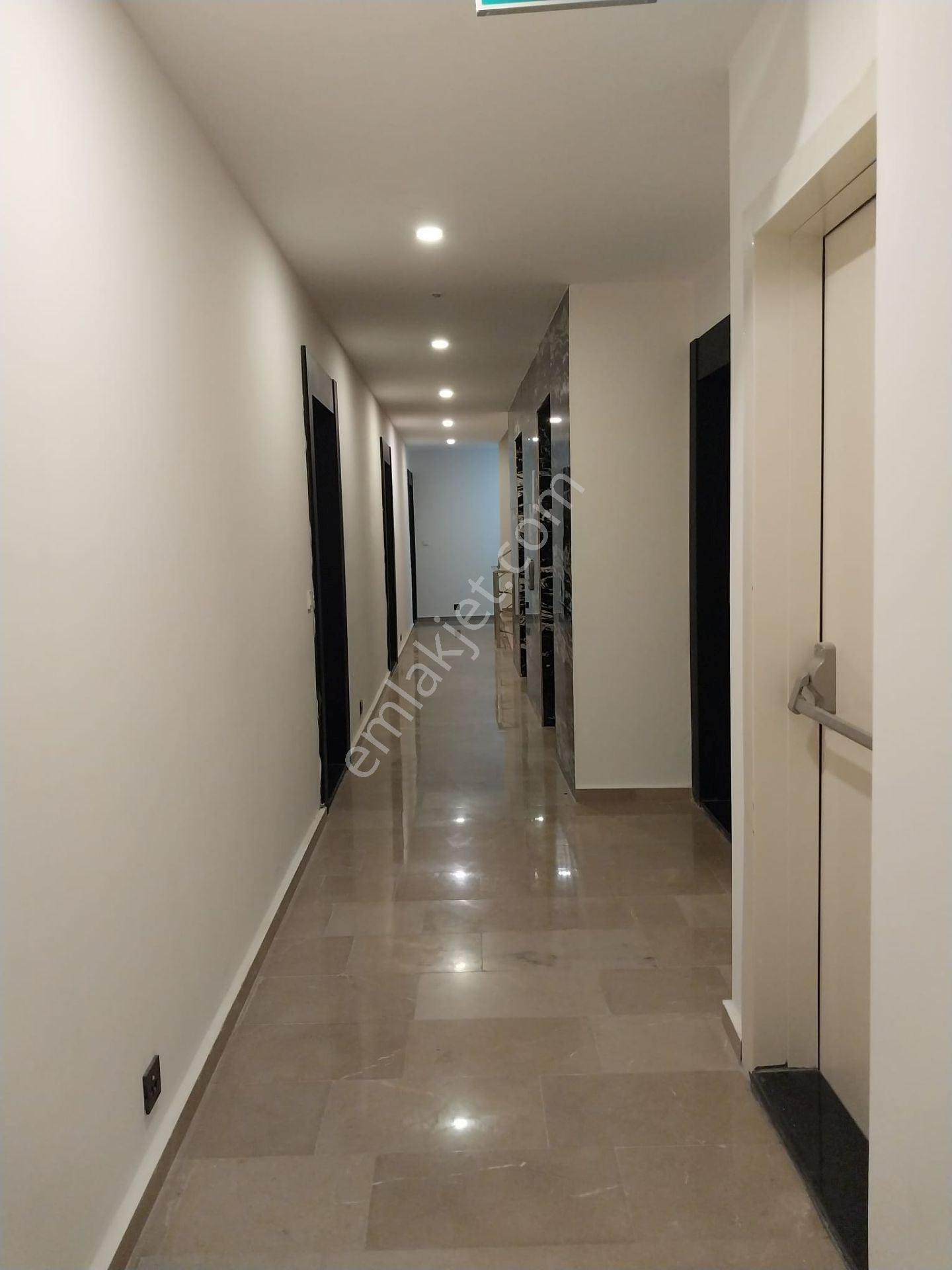Alanya Avsallar'da Denize 800 Metre Lüks 3+2 Bahçe Dubleksi Daire - Görsel 15