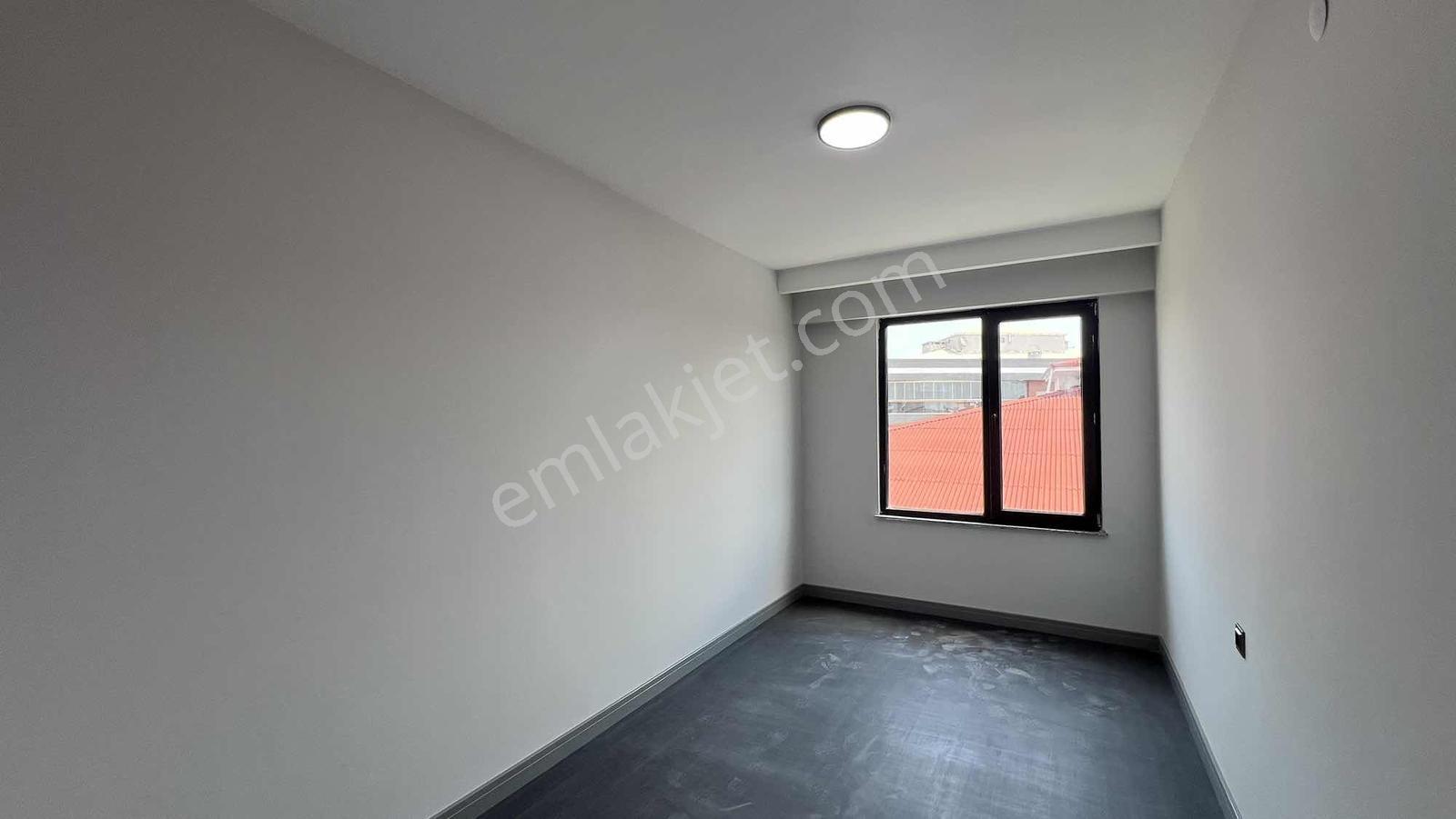 Yıldızkent Merkezi Konumda 1+1 Ara Kat Lüks Sıfır Daire - Görsel 11