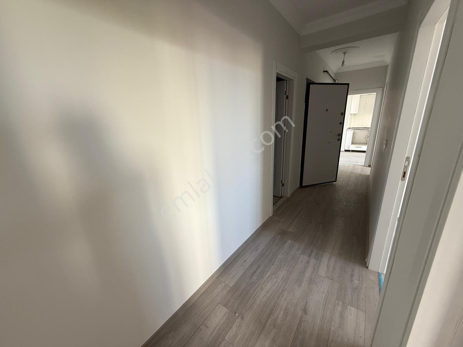 Üniversite Yolu Üzerinde 3+0 Satılık Daire---burcu Emlaktan--- - Görsel 14