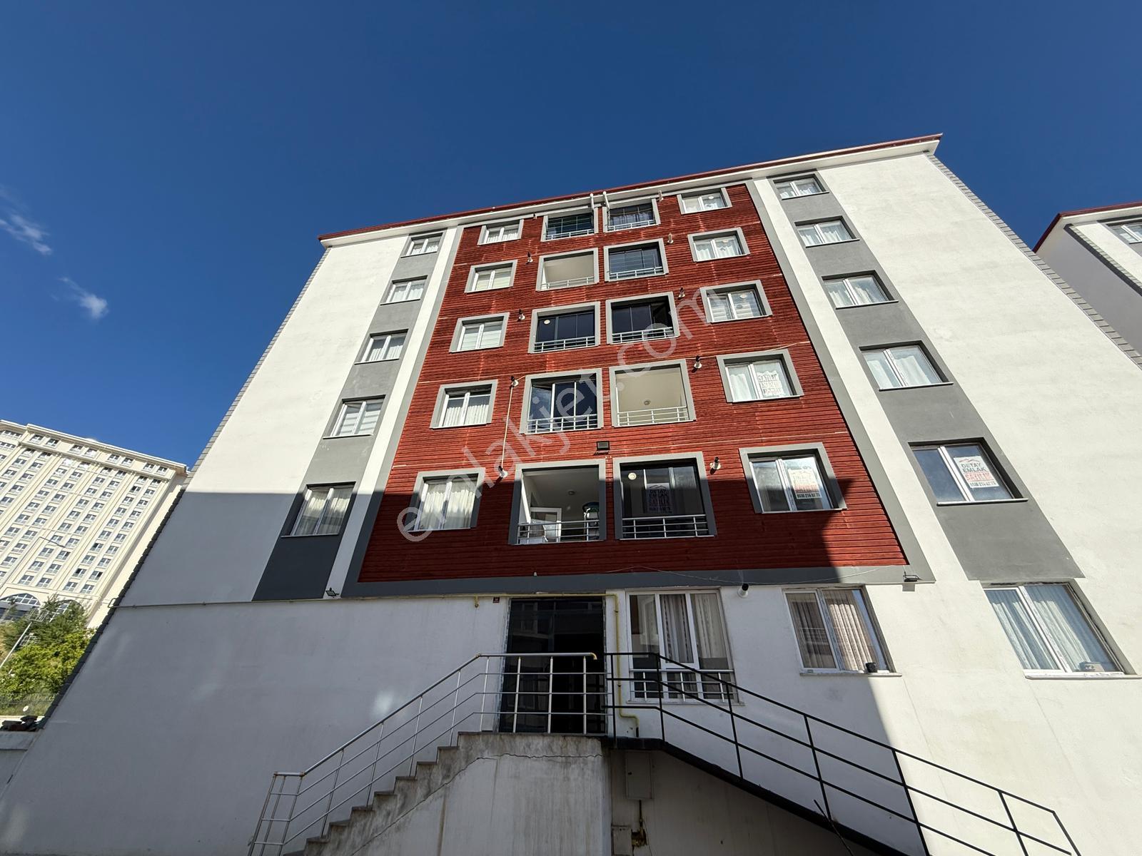 Üniversite Yolu Üzerinde 3+0 Satılık Daire---burcu Emlaktan--- - Görsel 19