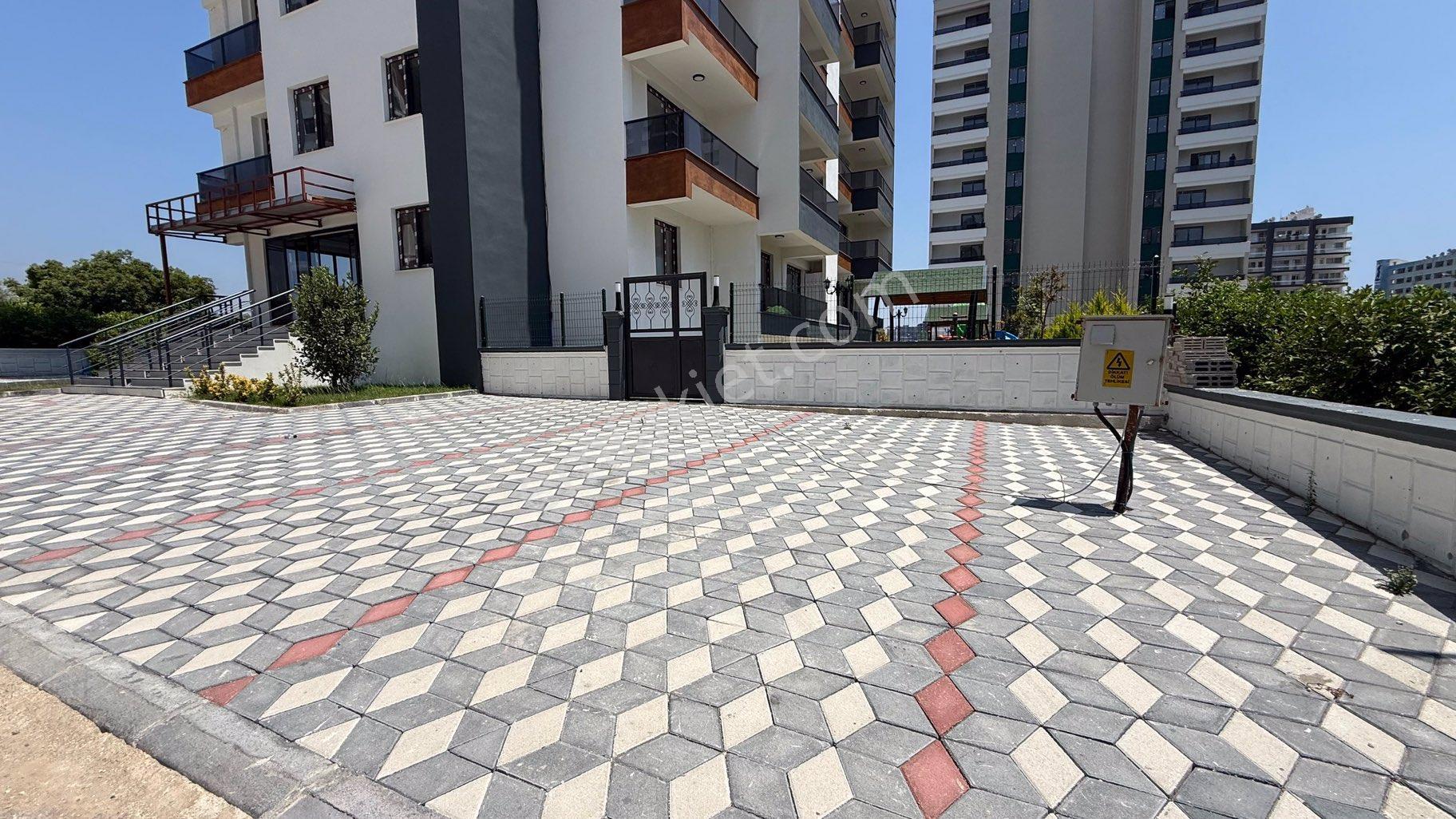 Mersin Tömükte Havuzlu Sitede 2+1 Yazlık - Görsel 2