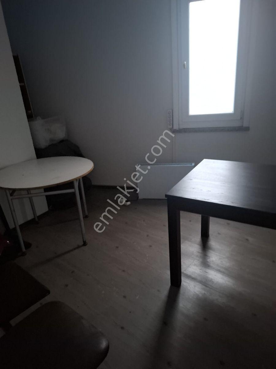 Mahmutbey Caddesine Cepheli Kiralık 40'm2 Ofis - Görsel 6