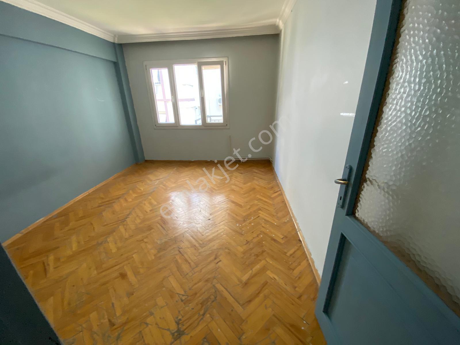 Acill Buca Menderes Mah.de Belediye Yakını 3+1 130m2 Ayrı Mutfak Arakat Satılık Daire - Görsel 6