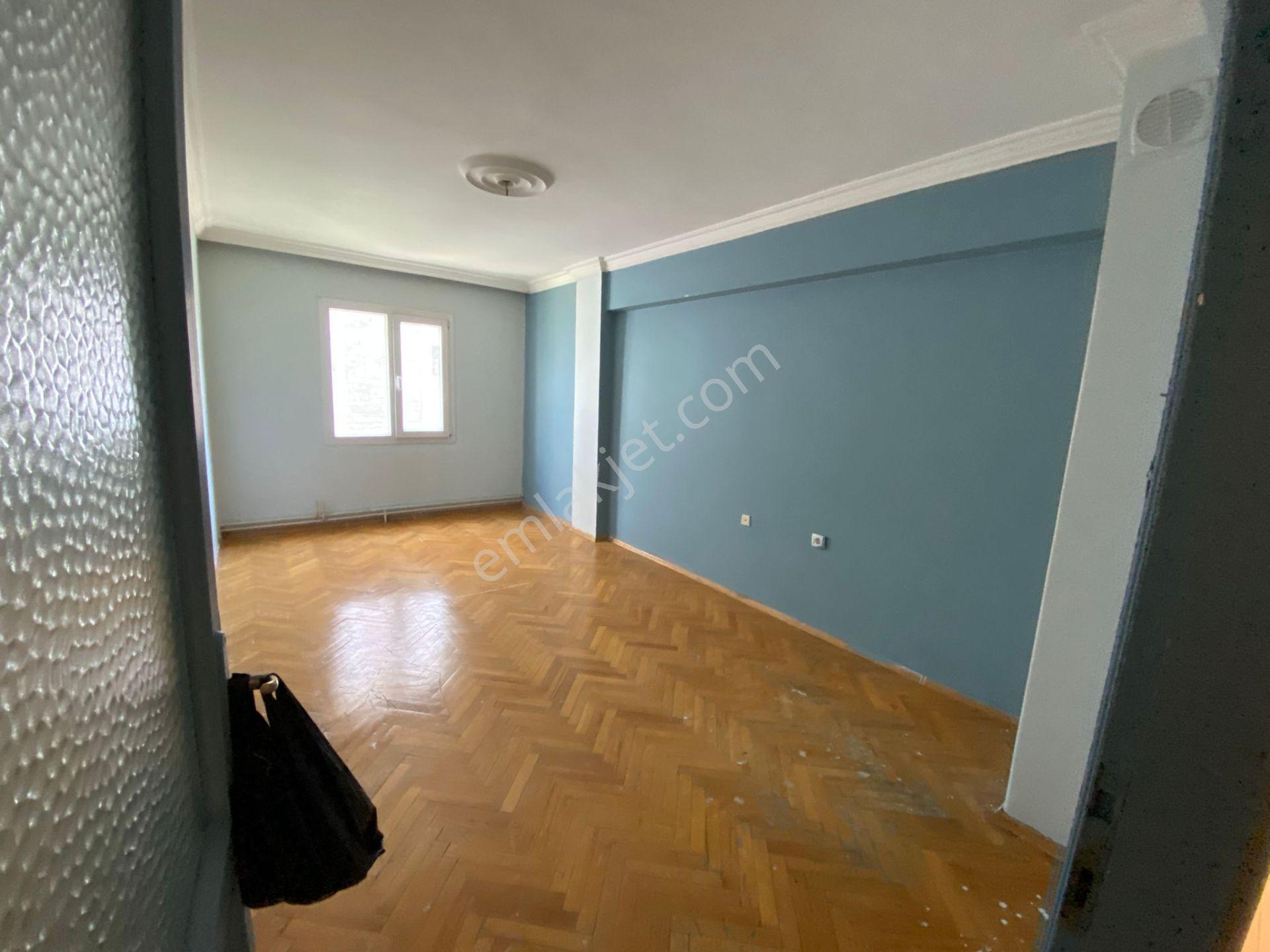 Acill Buca Menderes Mah.de Belediye Yakını 3+1 130m2 Ayrı Mutfak Arakat Satılık Daire - Görsel 8