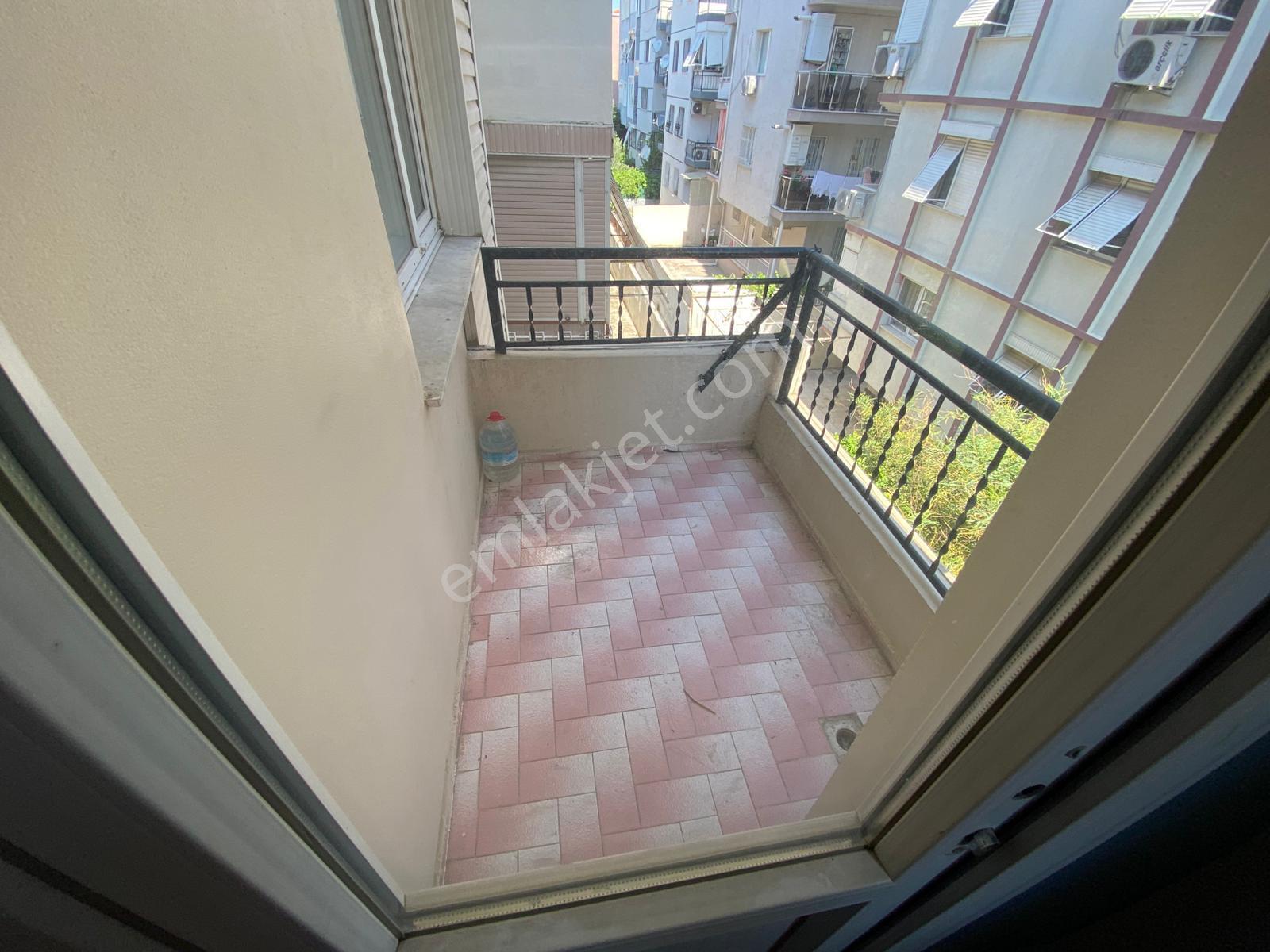 Acill Buca Menderes Mah.de Belediye Yakını 3+1 130m2 Ayrı Mutfak Arakat Satılık Daire - Görsel 27