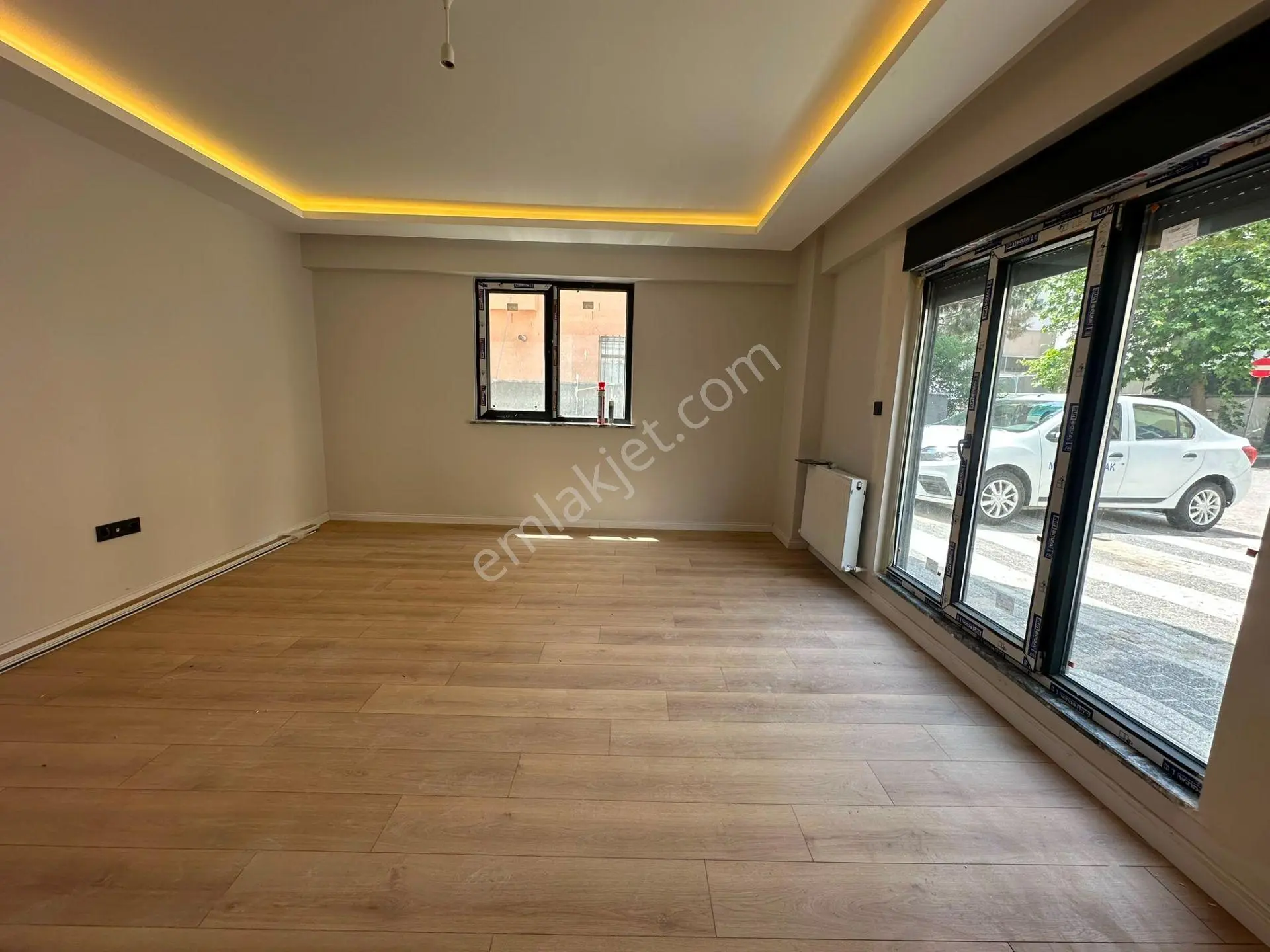 Mertcan'dan Hürriyet Mah. Balkon Ebeveyn Banyolu 3+1 Sıfır Daire - Görsel 3