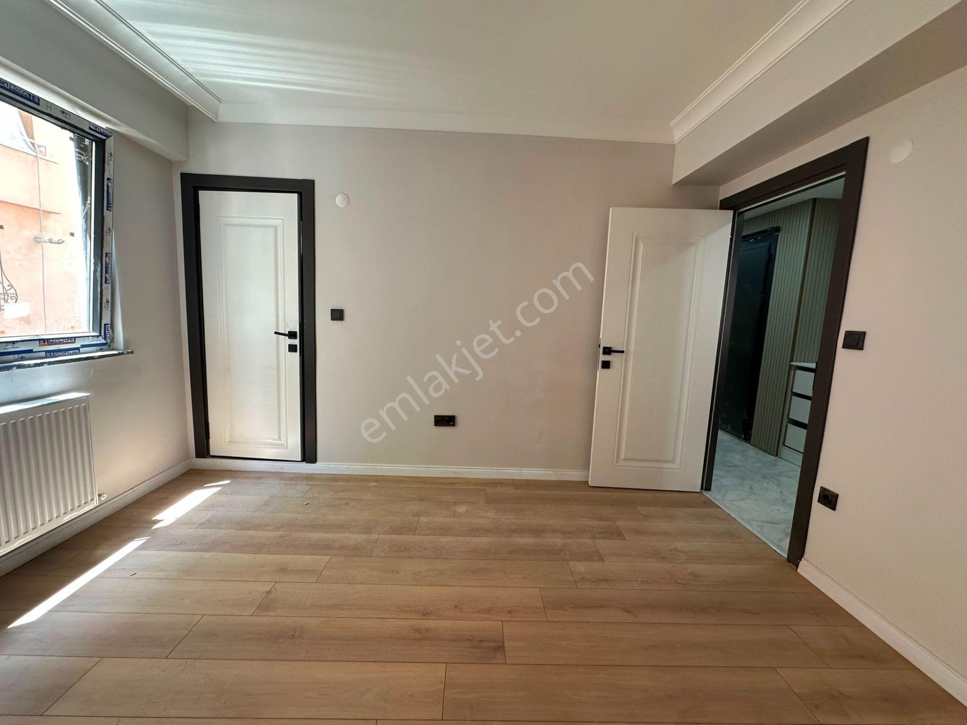 Mertcan'dan Hürriyet Mah. Balkon Ebeveyn Banyolu 3+1 Sıfır Daire - Görsel 12