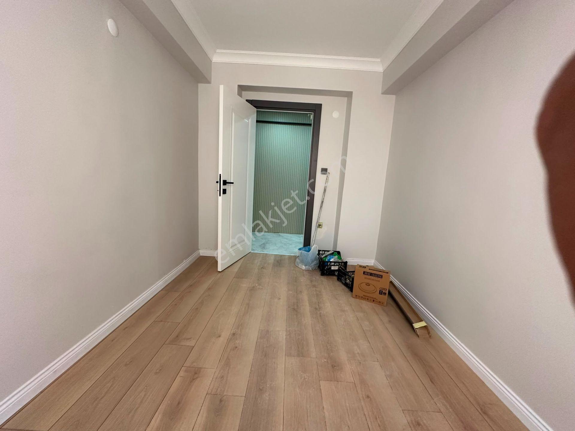 Mertcan'dan Hürriyet Mah. Balkon Ebeveyn Banyolu 3+1 Sıfır Daire - Görsel 19