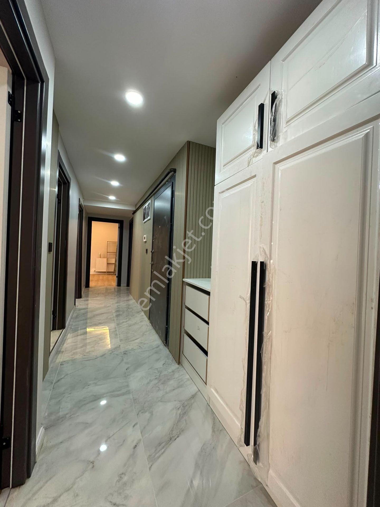 Mertcan'dan Hürriyet Mah. Balkon Ebeveyn Banyolu 3+1 Sıfır Daire - Görsel 27