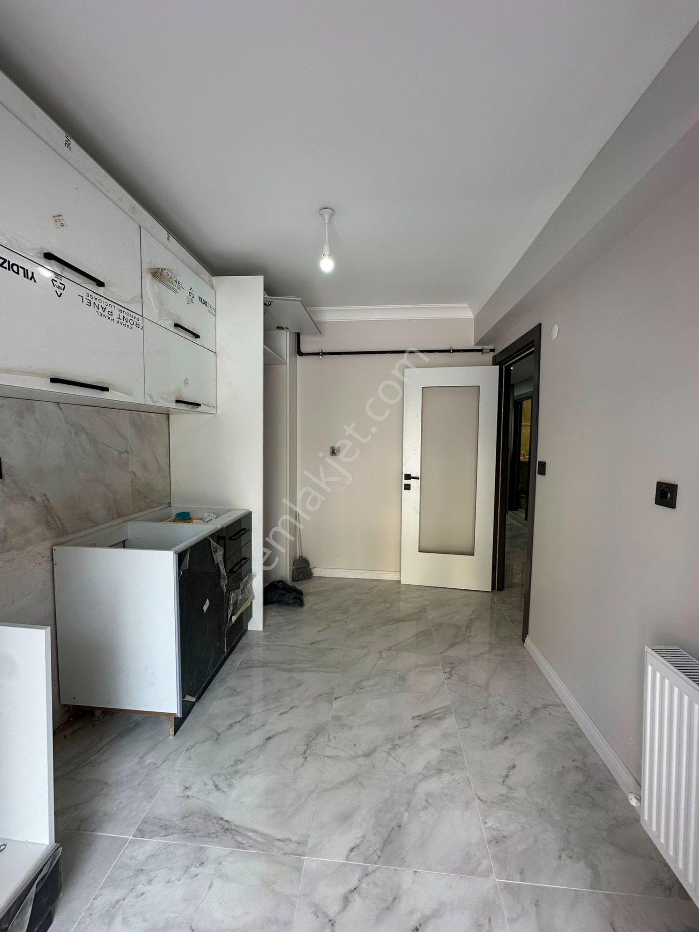 Mertcan'dan Hürriyet Mah. Balkon Ebeveyn Banyolu 3+1 Sıfır Daire - Görsel 8