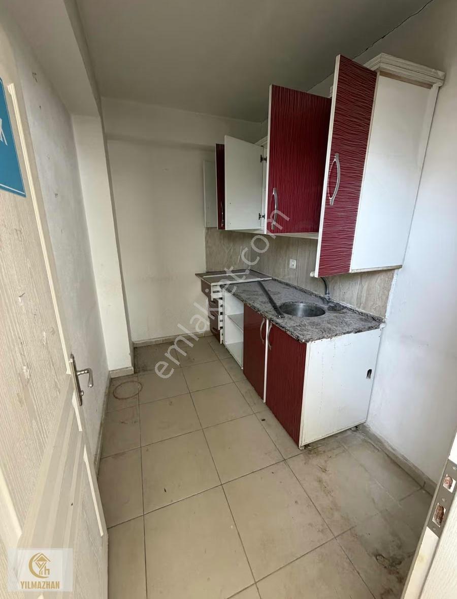 Şelalede Cadde Üstünde 500m2 3 Katlı Kiralık Dükkan - Görsel 14