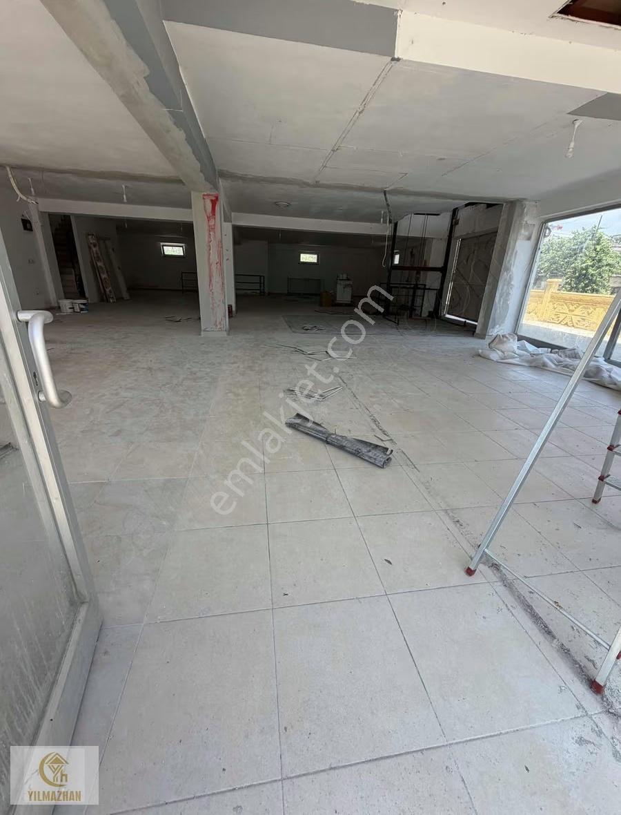 Şelalede Cadde Üstünde 500m2 3 Katlı Kiralık Dükkan - Görsel 2