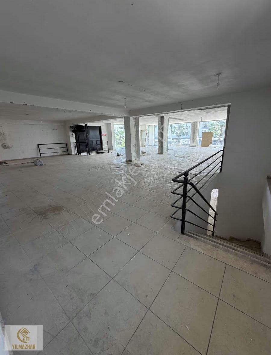 Şelalede Cadde Üstünde 500m2 3 Katlı Kiralık Dükkan - Görsel 13