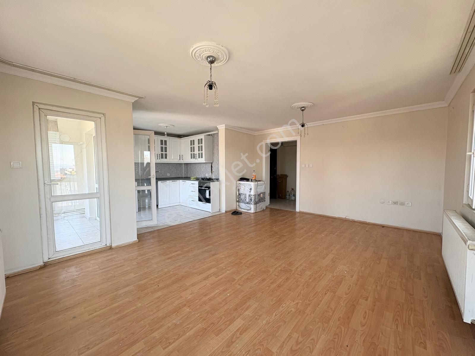 Buket Emlak'tan 2+1 Kiralık Daire Doğalgazlı Asansörlü Kilerli - Görsel 7
