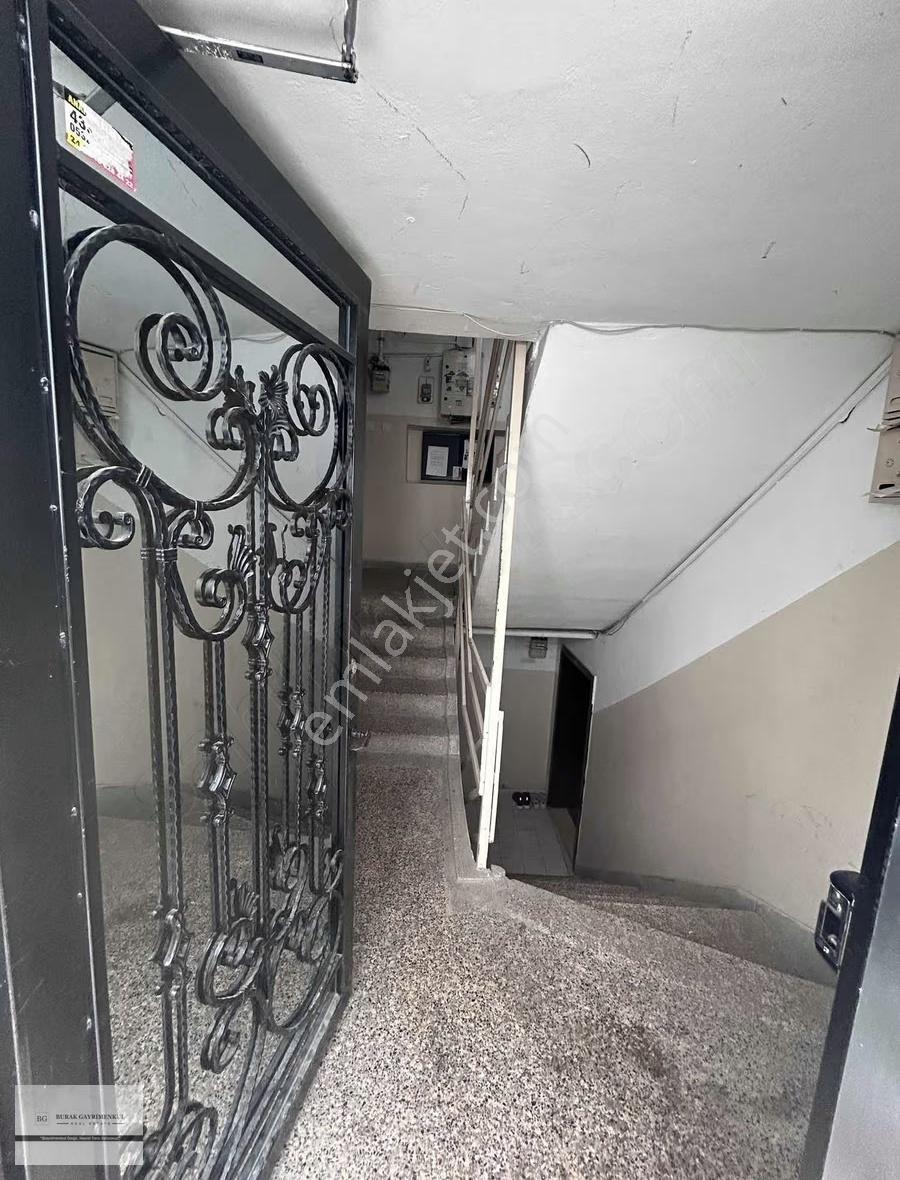 Kıbrıs Cad. Uğurlu Sokak Metro 150 Mt. Mükemmel Lokasyon Ara Kat - Görsel 17
