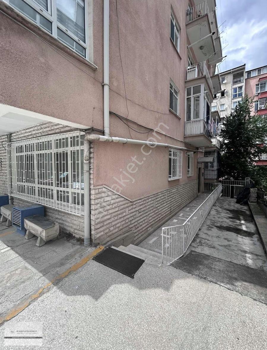 Kıbrıs Cad. Uğurlu Sokak Metro 150 Mt. Mükemmel Lokasyon Ara Kat - Görsel 15