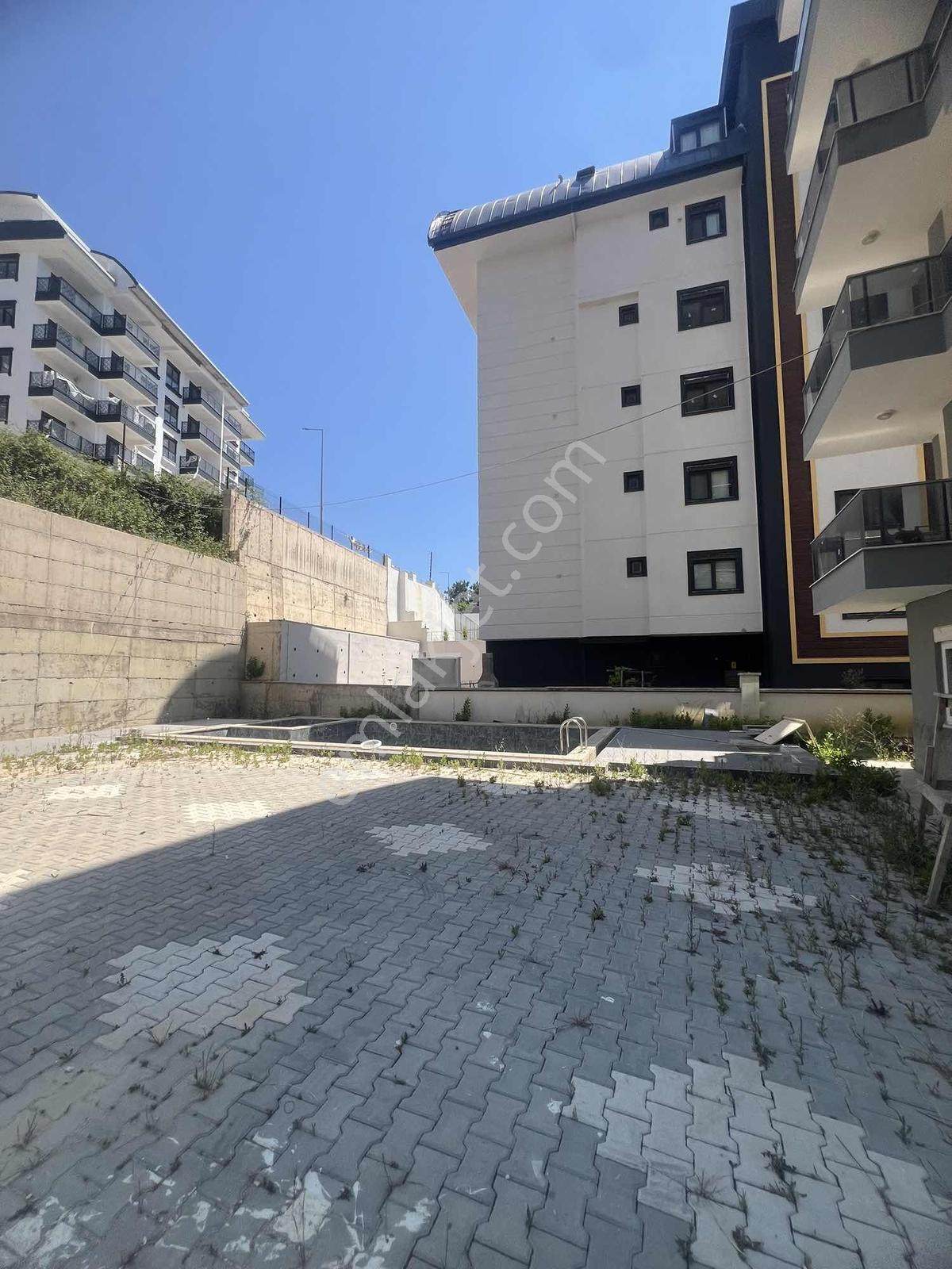 Avsallar Kiralık 1+1 Daire - Görsel 12