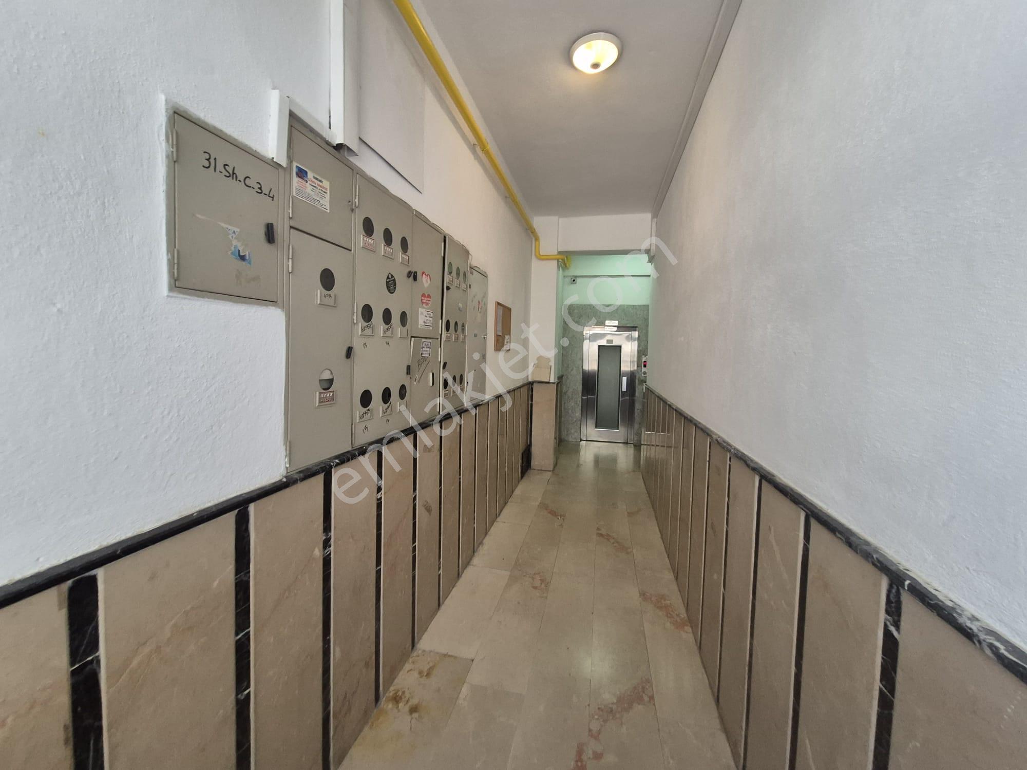 Edremit Eski Kaymakamlık Karşısı 168 M2 Satılık 3+1 - Görsel 2