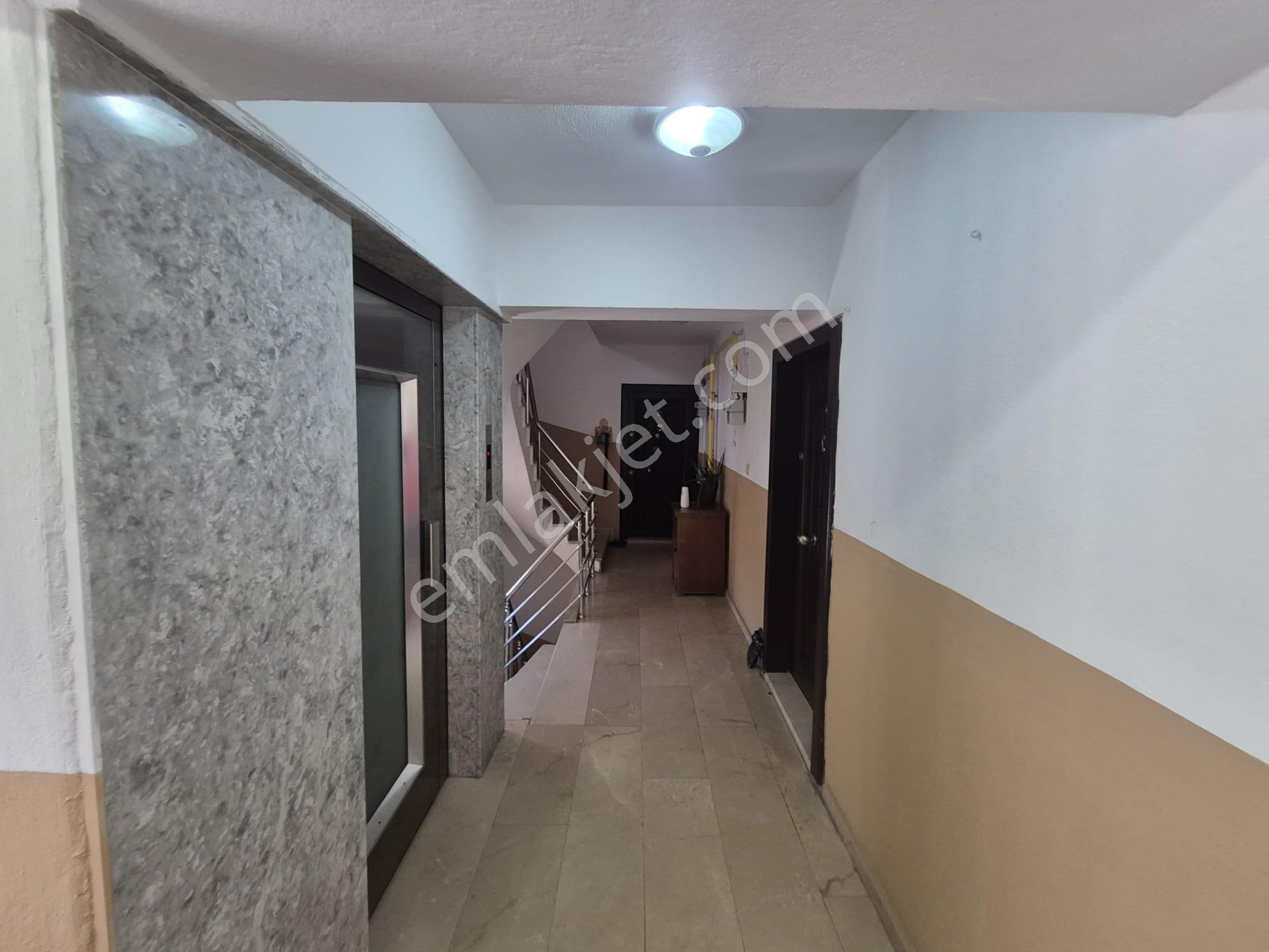 Edremit Eski Kaymakamlık Karşısı 168 M2 Satılık 3+1 - Görsel 3