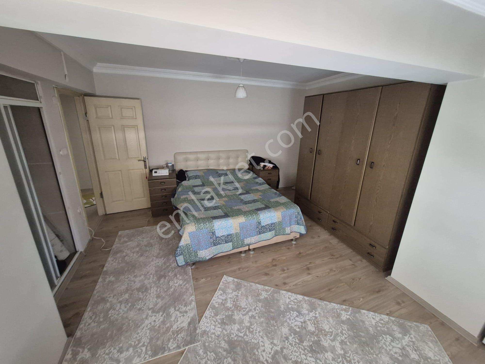 Edremit Eski Kaymakamlık Karşısı 168 M2 Satılık 3+1 - Görsel 24
