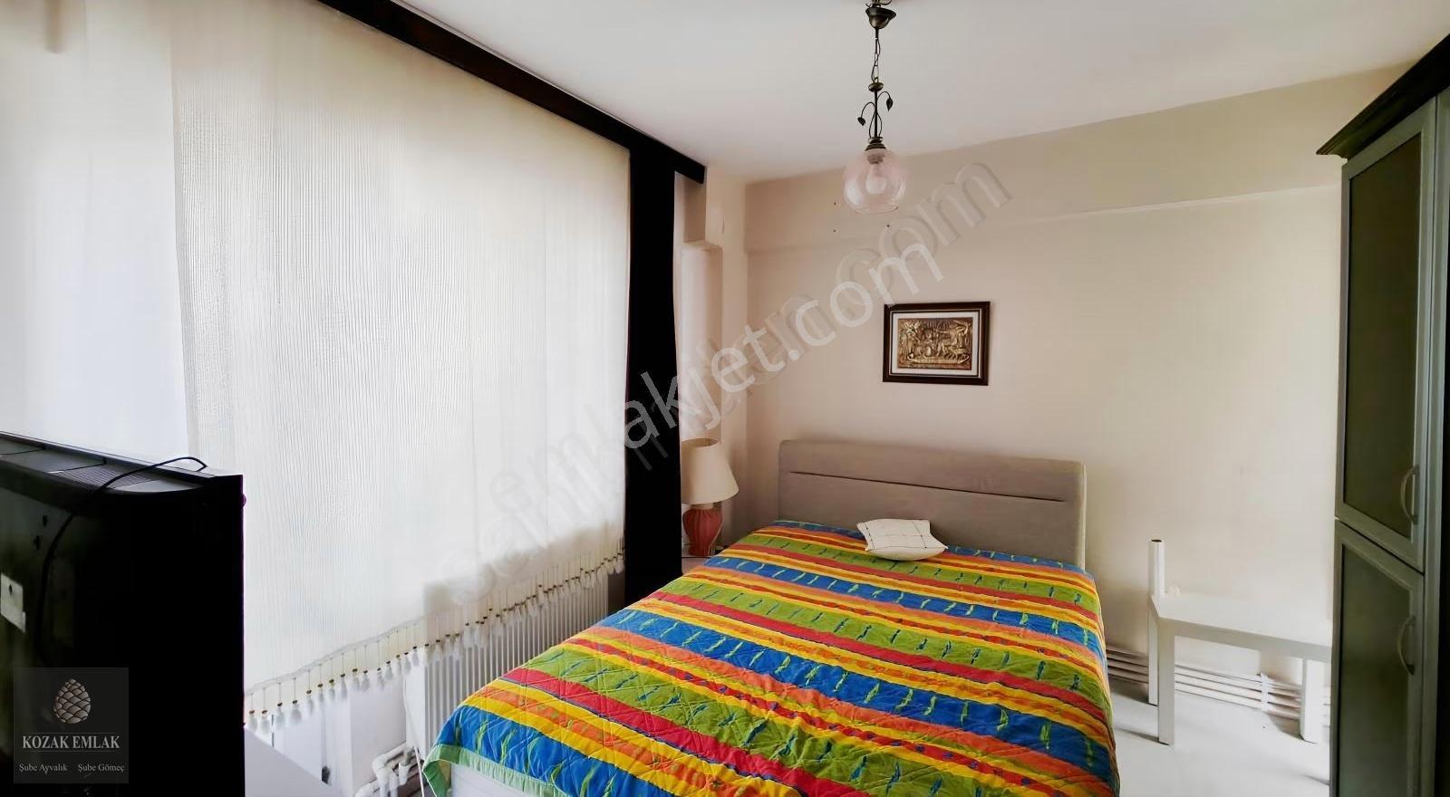 Ayvalık Sahilkent'te Site İçinde Eşyalı Kiralık Villa - Görsel 13