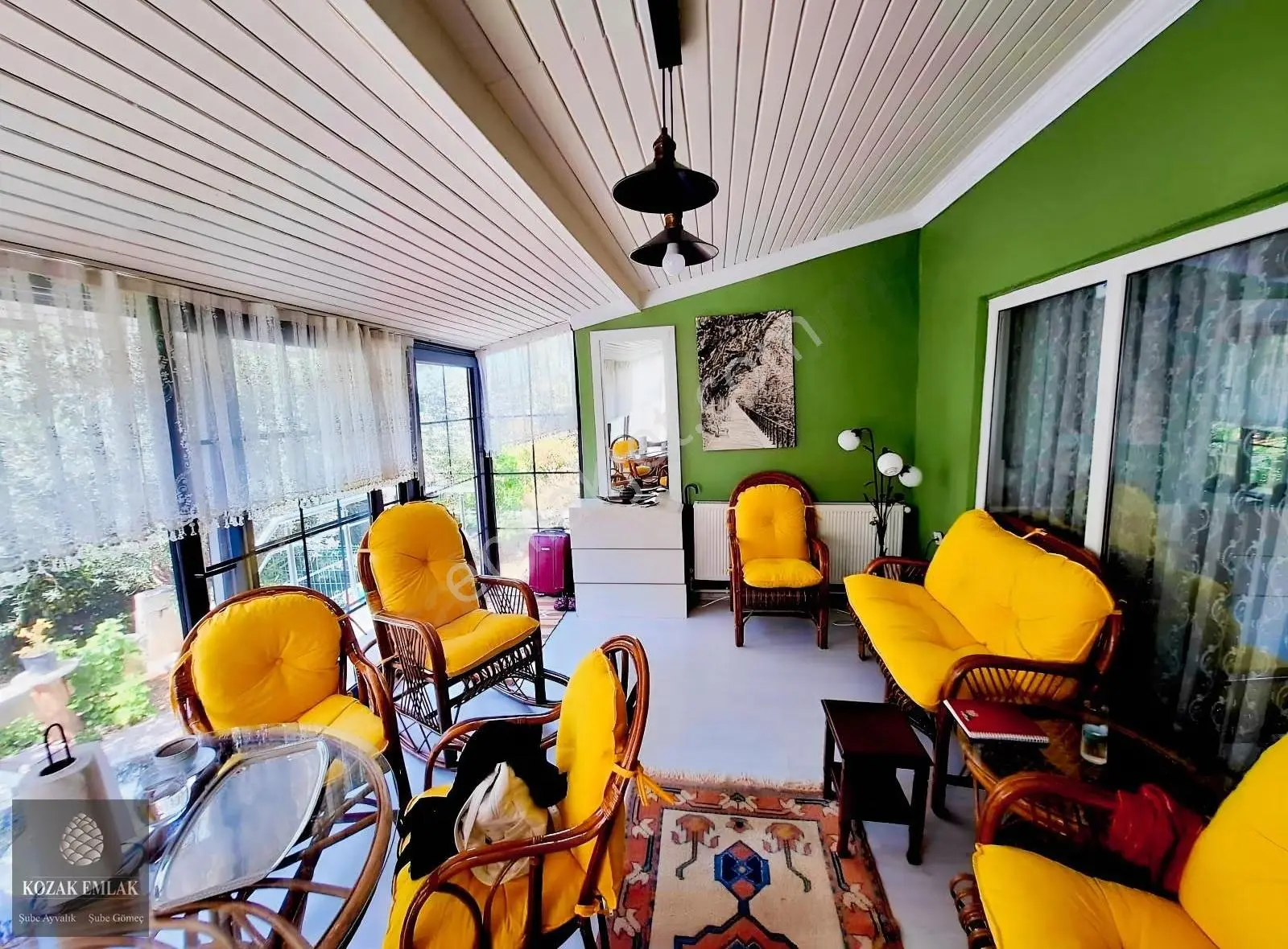 Ayvalık Sahilkent'te Site İçinde Eşyalı Kiralık Villa - Görsel 3