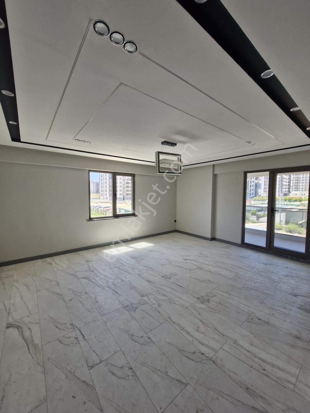 Çanakkale Merkez Karacaören Kiralık 3+1 Daire - Görsel 23